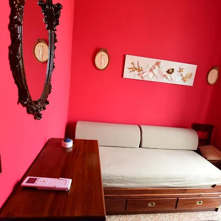 Apartment Classicosuitetetti Attico Di Charme Con Terrazza Solarium Privata, A Pochi Minuti Dalla Fiera E Dal Mare *