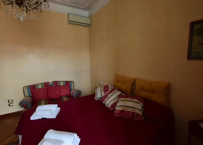 Classicosuitetetti Attico Di Charme Con Terrazza Solarium Privata, A Pochi Minuti Dalla Fiera E Dal Mare * Genua