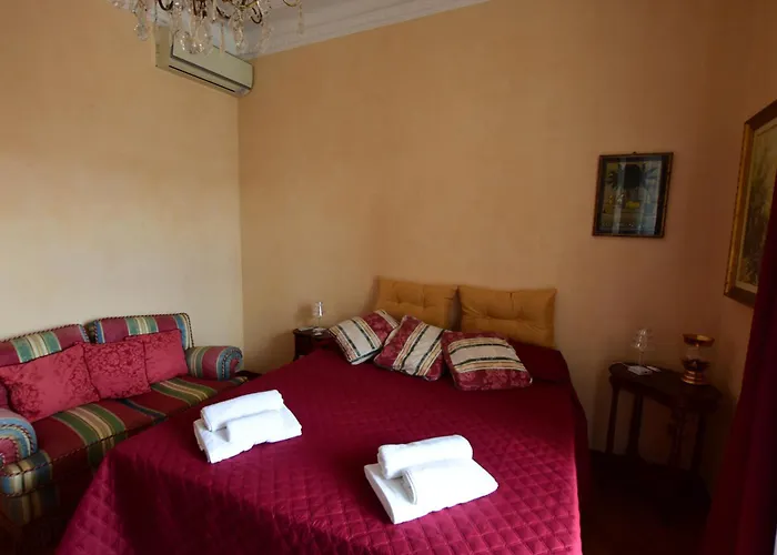Apartment Classicosuitetetti Attico Di Charme Con Terrazza Solarium Privata, A Pochi Minuti Dalla Fiera E Dal Mare *