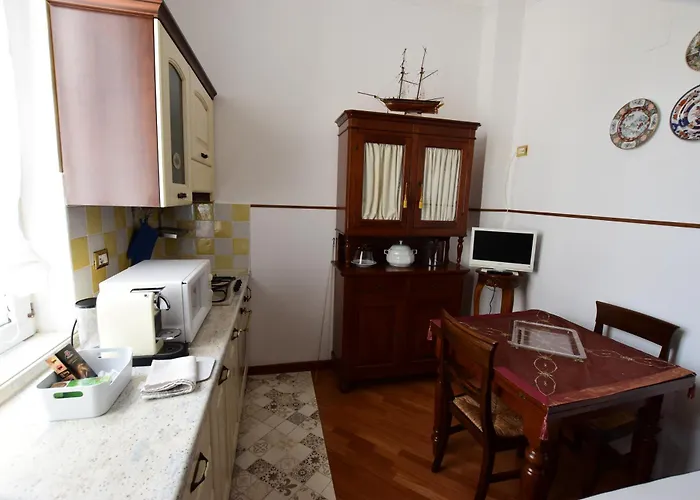 Classicosuitetetti Attico Di Charme Con Terrazza Solarium Privata, A Pochi Minuti Dalla Fiera E Dal Mare Apartment *