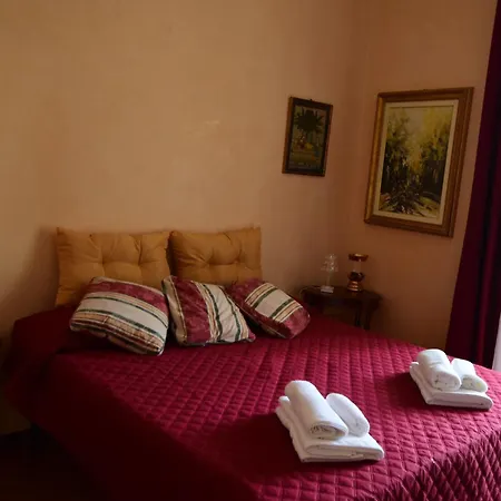 Apartament Classicosuitetetti Attico Di Charme Con Terrazza Solarium Privata, A Pochi Minuti Dalla Fiera E Dal Mare