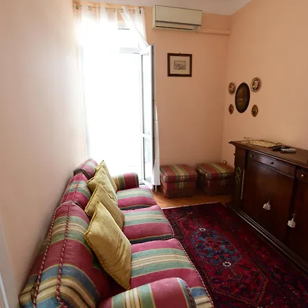 Classicosuitetetti Stylish Penthouse With Private Sun Terrace, Near The Fiera And Beaches Генуя