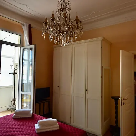 Apartament Classicosuitetetti Attico Di Charme Con Terrazza Solarium Privata, A Pochi Minuti Dalla Fiera E Dal Mare