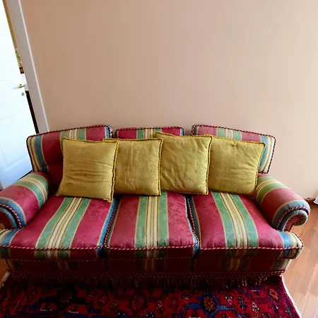 아파트 Classicosuitetetti Stylish Penthouse With Private Sun Terrace, Near The Fiera And Beaches 제노바