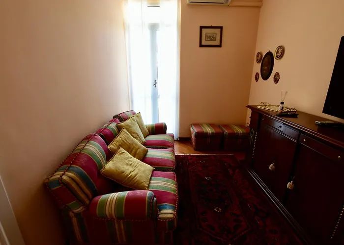 Classicosuitetetti Attico Di Charme Con Terrazza Solarium Privata, A Pochi Minuti Dalla Fiera E Dal Mare Apartment *
