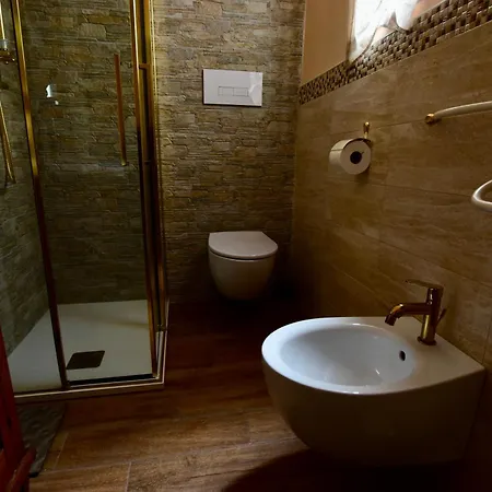 Classicosuitetetti Attico Di Charme Con Terrazza Solarium Privata, A Pochi Minuti Dalla Fiera E Dal Mare Lejlighed *