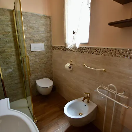 Classicosuitetetti Attico Di Charme Con Terrazza Solarium Privata, A Pochi Minuti Dalla Fiera E Dal Mare *