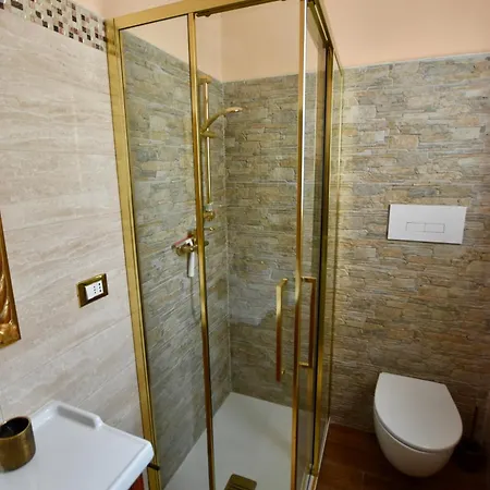 Classicosuitetetti Attico Di Charme Con Terrazza Solarium Privata, A Pochi Minuti Dalla Fiera E Dal Mare Lejlighed *